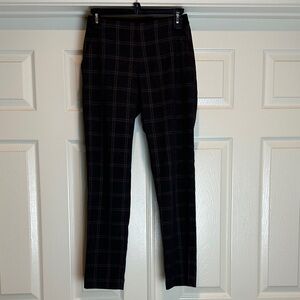 Uniqlo Women’s Dark Checkered Pants